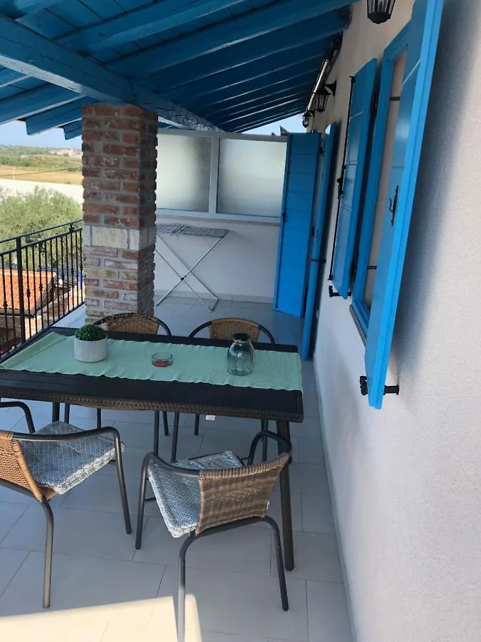 דירה אומאג Apartman Lina